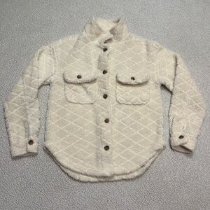Chase Fame Women’s Sherpa Fleece Shacket Jacket CreamQuiltedButton UpCozy Size M